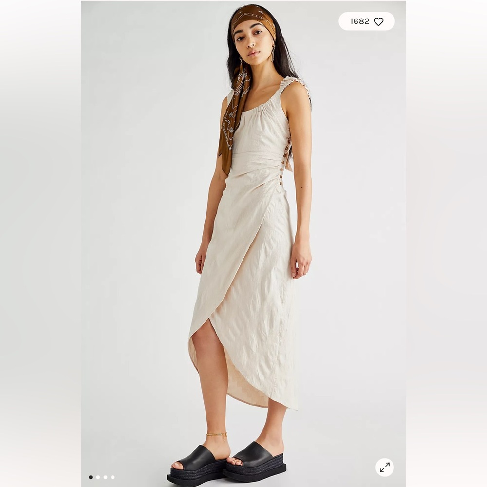 Free People| At dusk midi dress (sold out online)